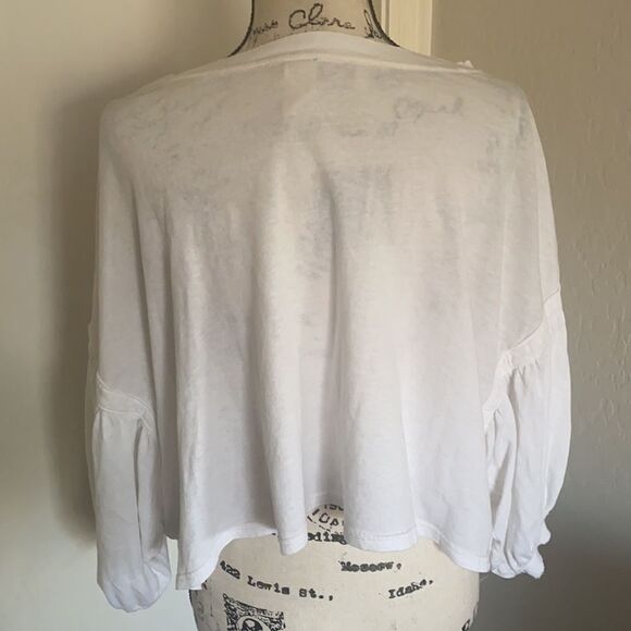 We The Free White Distressed Semi Sheer Casual Balloon Sleeve Top - Picture 3 of 11